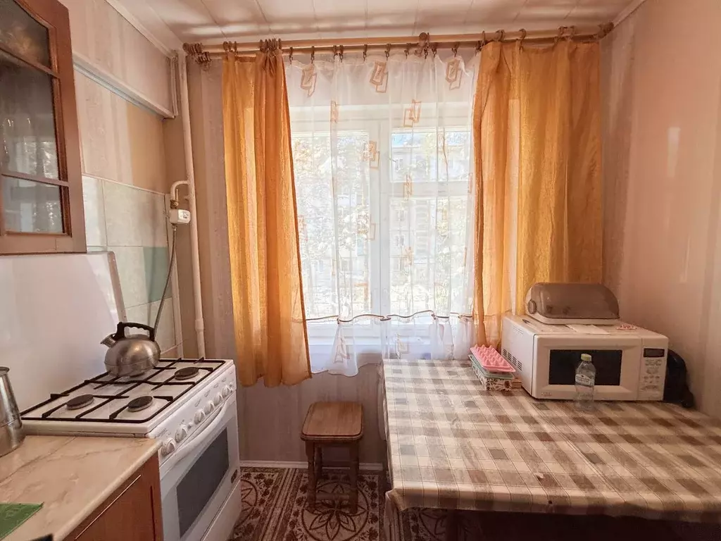 3-к кв. Новгородская область, Валдайский район, Рощинское с/пос, пос. ... - Фото 2