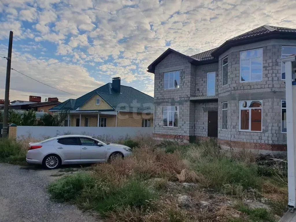 Дом в Калмыкия, Элиста Сити-3 мкр, 42 (236 м) - Фото 2