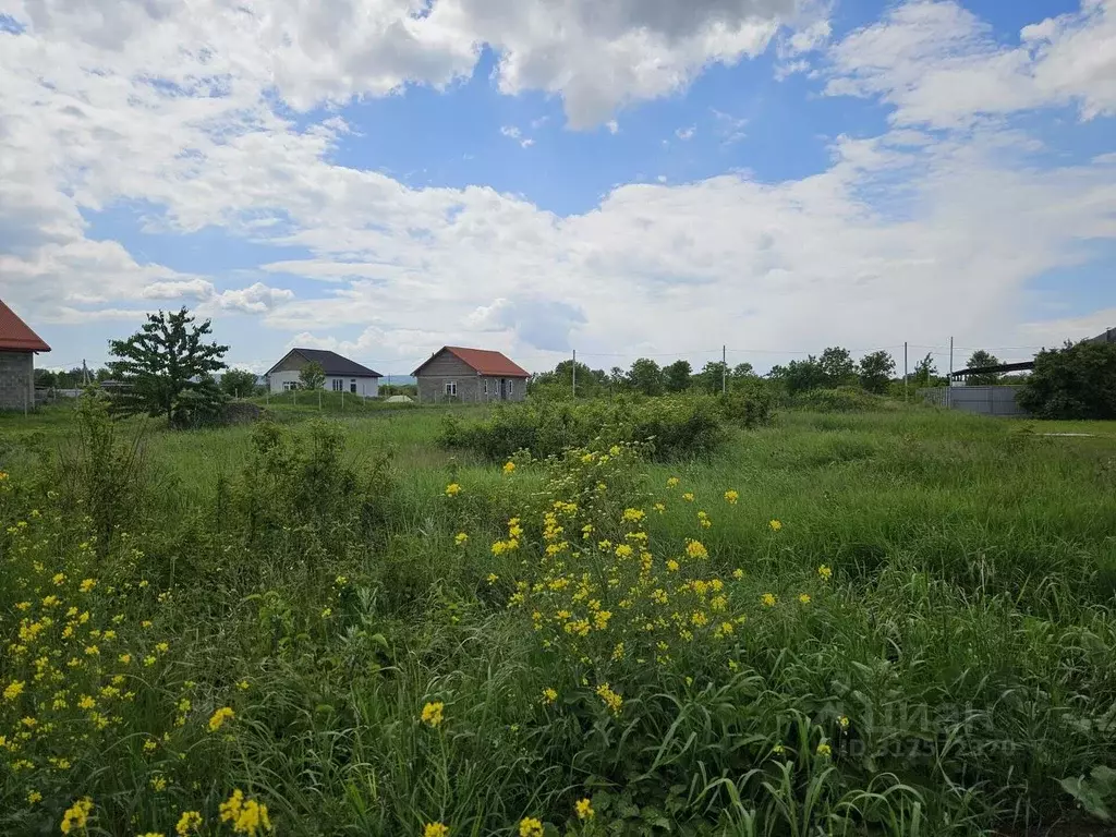 Участок в Краснодарский край, Абинск Тихорецкая ул. (8.5 сот.) - Фото 1