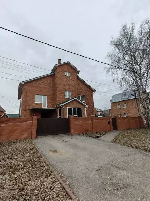 Коттедж в Омская область, Омск ул. 9-я Любинская, 56 (236 м) - Фото 2