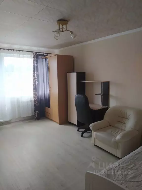 2-к кв. Ленинградская область, Приозерск ул. Калинина, 27а (45.0 м) - Фото 1