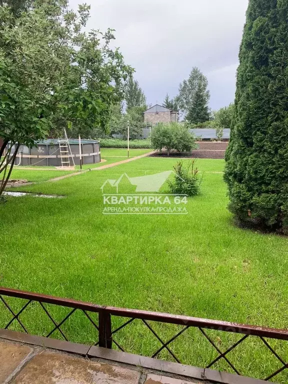 Дом в Саратовская область, Балаковский район, Натальинское ... - Фото 1