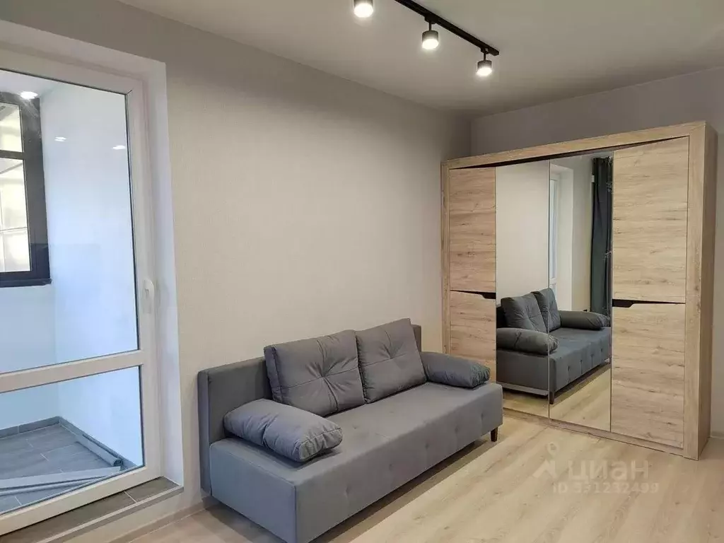1-к кв. Татарстан, Казань ул. Серова, 50к1 (42.0 м) - Фото 1