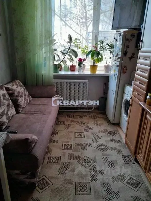 Комната Новосибирская область, Новосибирск ул. Петухова, 53/2 (11.0 м) - Фото 0