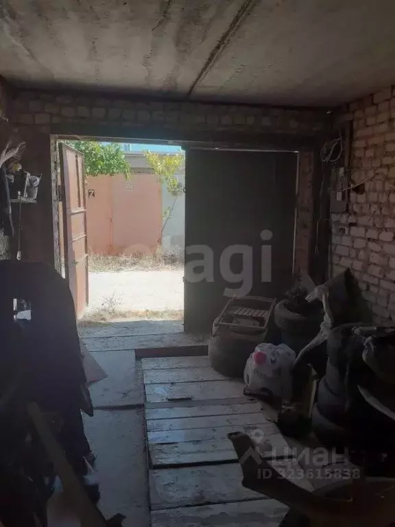 Гараж в Крым, Евпатория городской округ, Заозерное пгт ул. Садовая, 85 ... - Фото 1