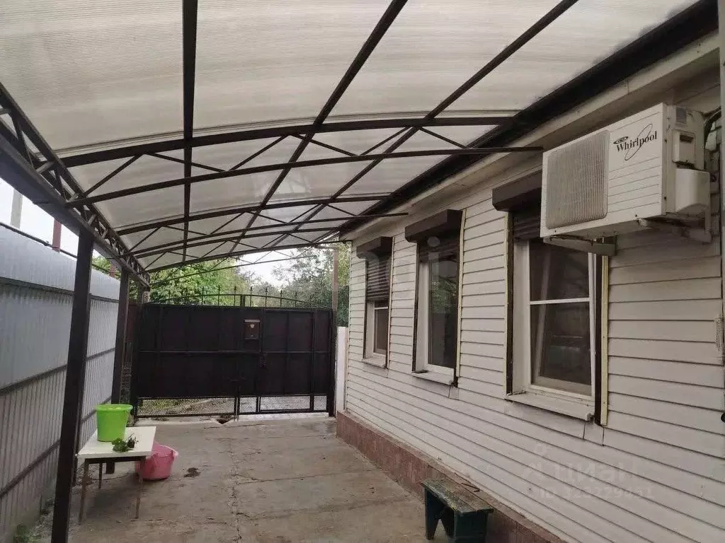 Дом в Ростовская область, Батайск Социалистическая ул. (50 м) - Фото 1