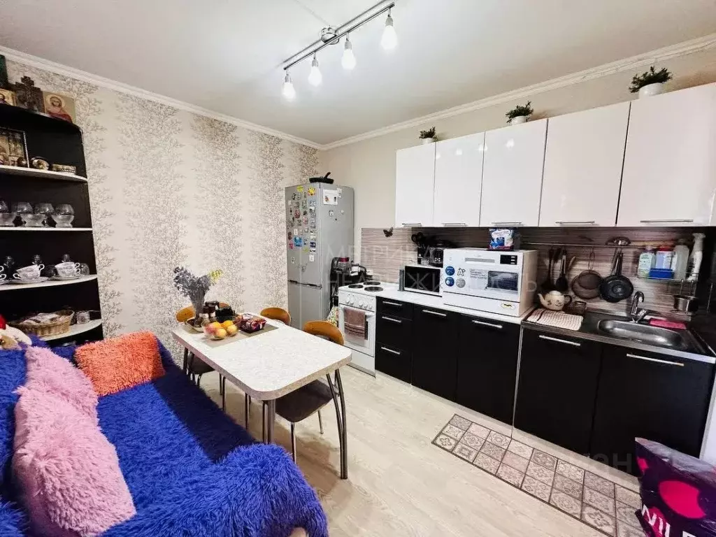 2-к кв. Тюменская область, Тюмень Широтная ул., 168к2 (41.9 м) - Фото 1