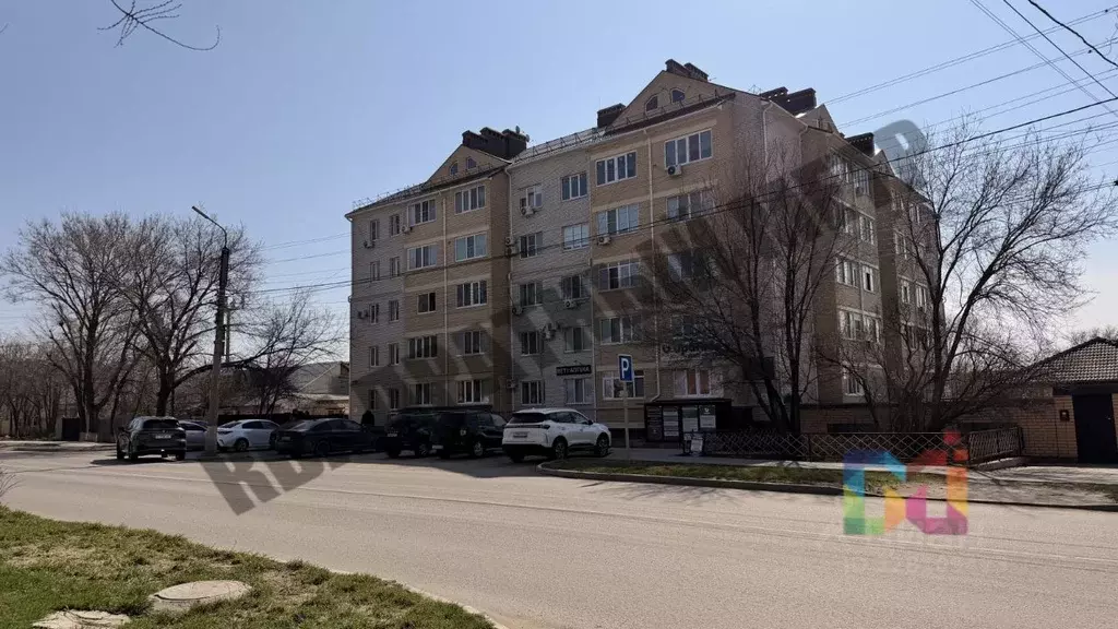 2-к кв. Калмыкия, Элиста ул. Ю. Клыкова, 84 (61.9 м) - Фото 1