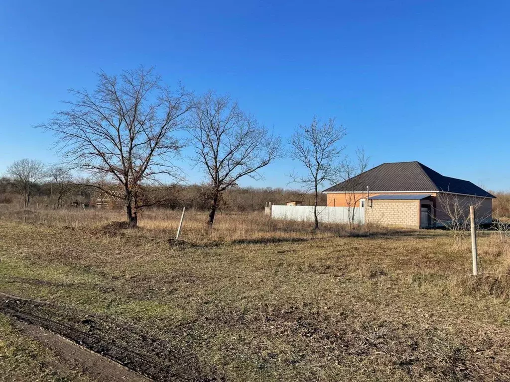 Участок в Чеченская республика, Грозный ул. Сайпуддина Шарпудиновича ... - Фото 1