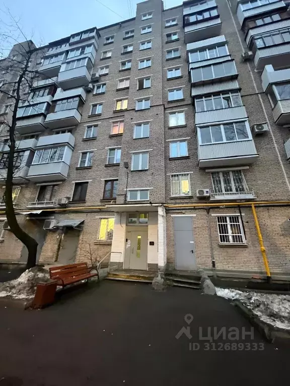 3-к кв. Москва ул. Нижняя Масловка, 6к1 (56.4 м) - Фото 0