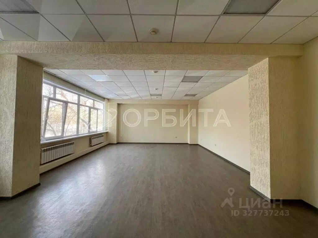 Офис в Тюменская область, Тюмень ул. Гилевская роща, 2А (15 м) - Фото 1