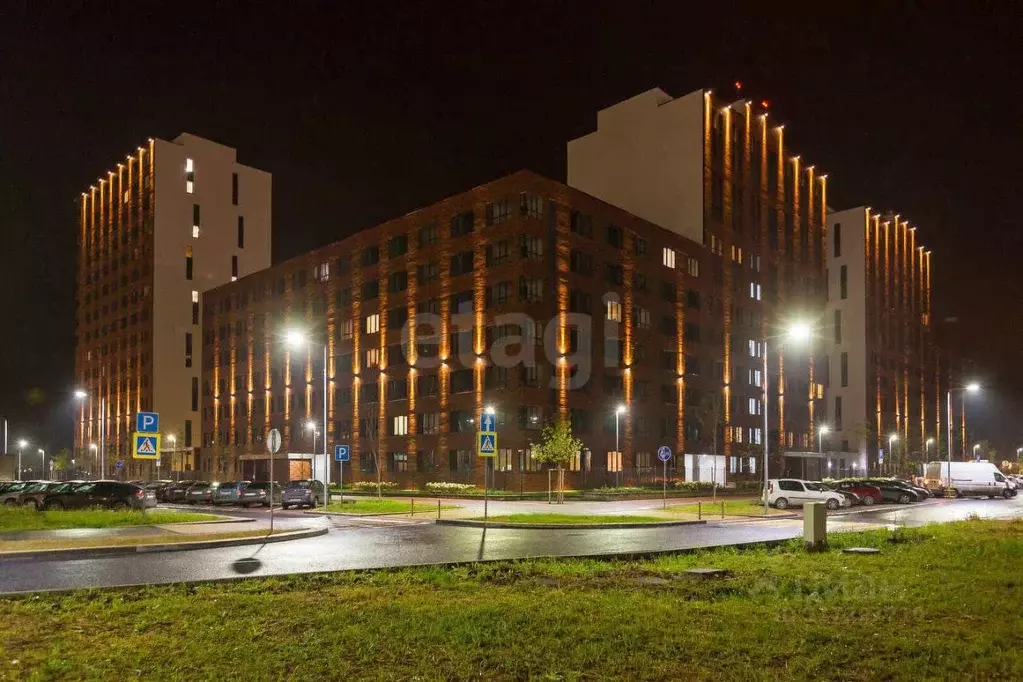 2-к кв. Тюменская область, Тюмень Причальная ул., 7 (58.49 м) - Фото 0