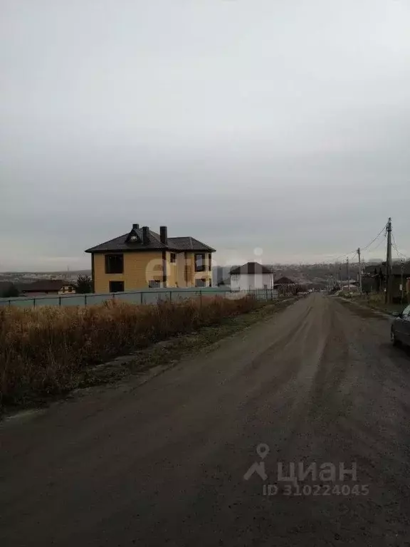 Участок в Курская область, Курский район, Моковский сельсовет, д. ... - Фото 1