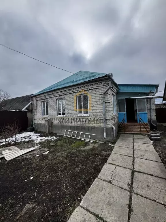 Дом в Ставропольский край, Предгорный муниципальный округ, с. Юца ул. ... - Фото 1