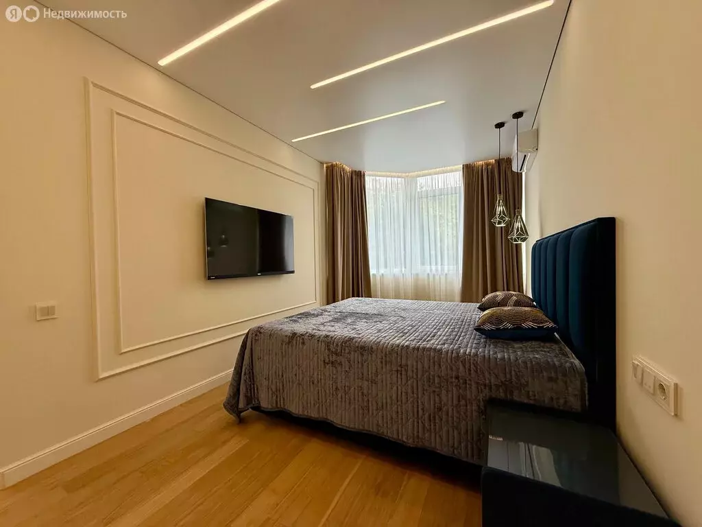 2-комнатная квартира: Сочи, улица Яна Фабрициуса, 2/23М (46 м) - Фото 0