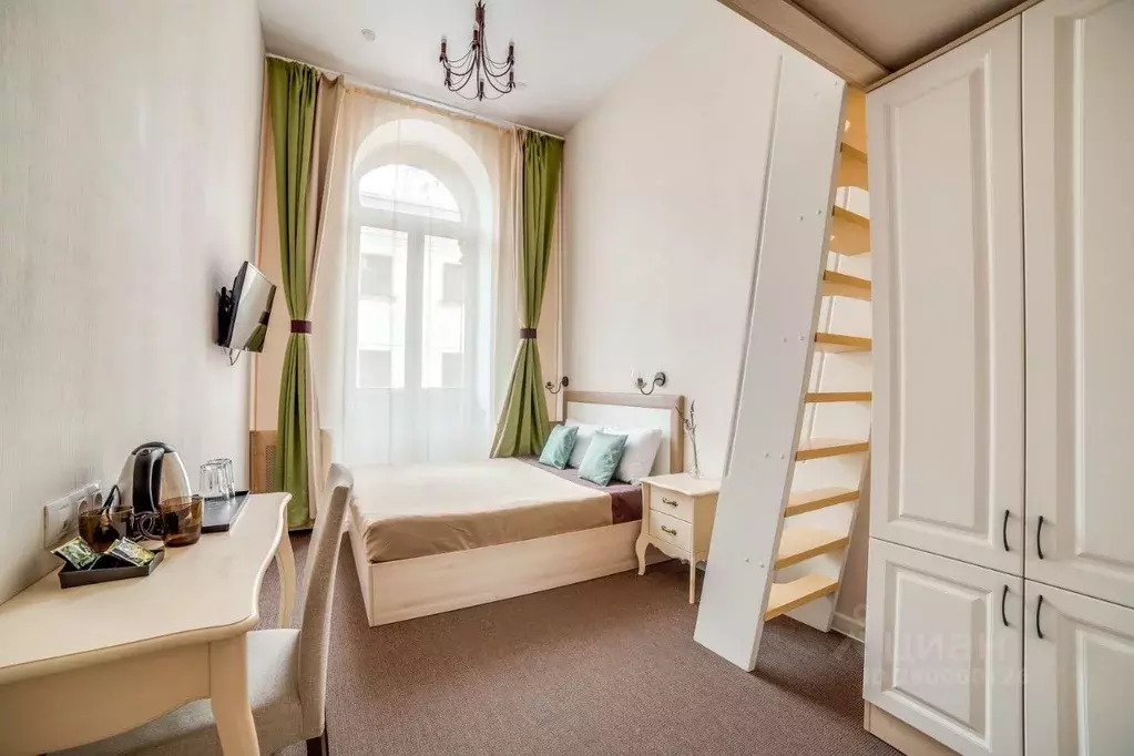 Комната Санкт-Петербург ул. Короленко, 14 (16.0 м) - Фото 1