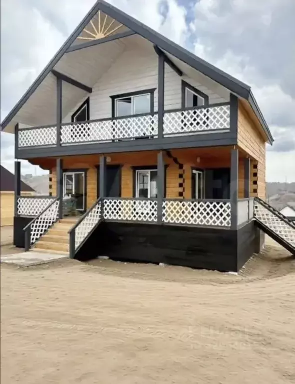 Дом в Красноярский край, Красноярск Виражная ул. (150 м) - Фото 1
