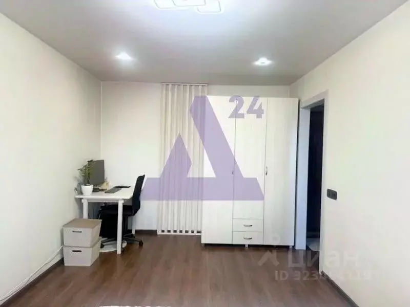 1-к кв. Алтайский край, Барнаул ул. Антона Петрова, 63 (30.6 м) - Фото 1