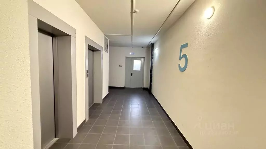 2-к кв. Волгоградская область, Волжский ул. 40 лет Победы, 3 (52.0 м) - Фото 1