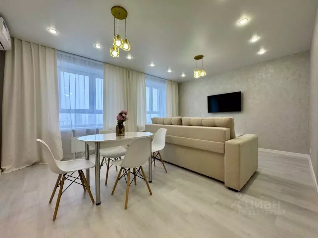 1-к кв. Тюменская область, Тюмень ул. Мельникайте, 2к19 (60.0 м) - Фото 1