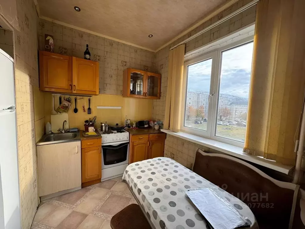 1-к кв. Мурманская область, Кировск Олимпийская ул., 28 (37.0 м) - Фото 0