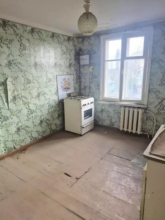 2-к кв. Саратовская область, Петровск ул. 25 лет Октября, 80 (38.6 м) - Фото 2