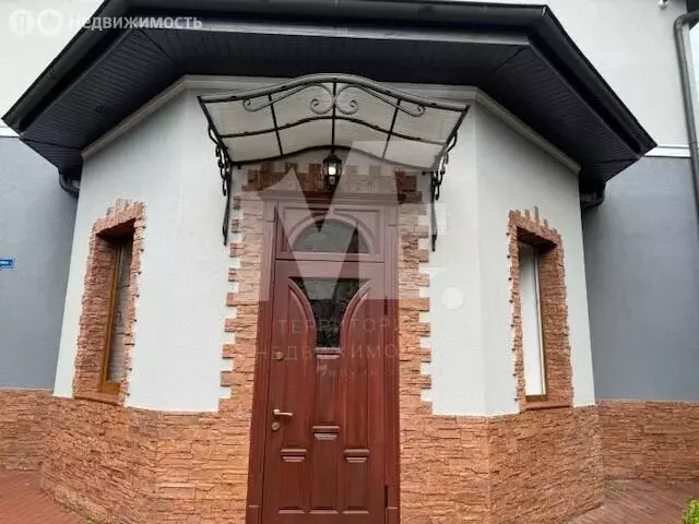 Дом в Калининград, улица Евгения Колесникова, 16 (451 м) - Фото 1