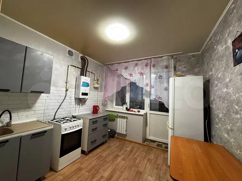 2-к. квартира, 45 м, 3/3 эт. - Фото 1