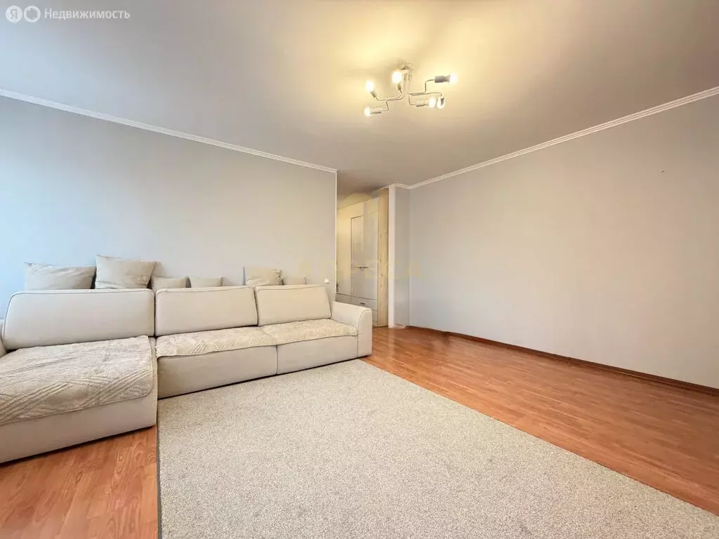 2-комнатная квартира: Оренбург, Салмышская улица, 34к6 (67.6 м) - Фото 1