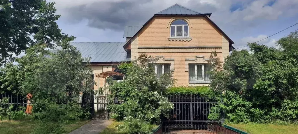 Дом 273 м на участке 9,4 сот. - Фото 0