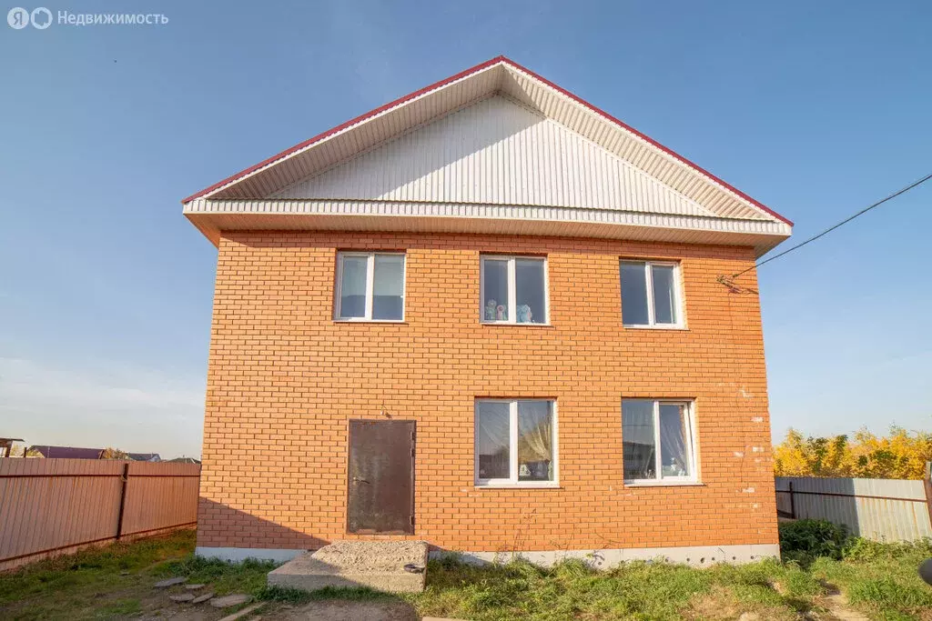 Дом в Арамиль, улица Щорса, 7А (180 м) - Фото 1