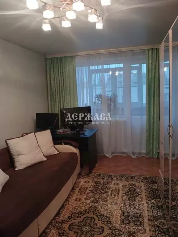 2-к кв. Белгородская область, Старый Оскол Рудничный мкр, 4 (48.0 м) - Фото 1