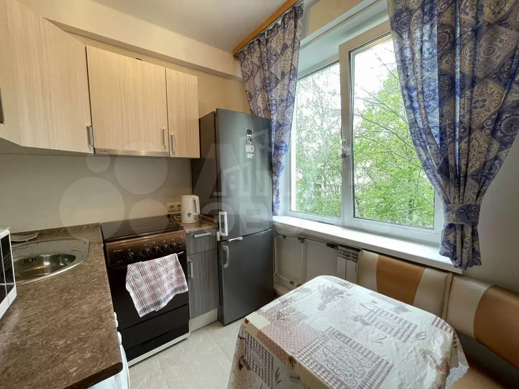 1-к. квартира, 31 м, 5/5 эт. - Фото 0