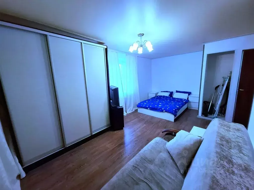 1-к кв. Свердловская область, Екатеринбург ул. Лукиных, 2 (31.0 м) - Фото 1