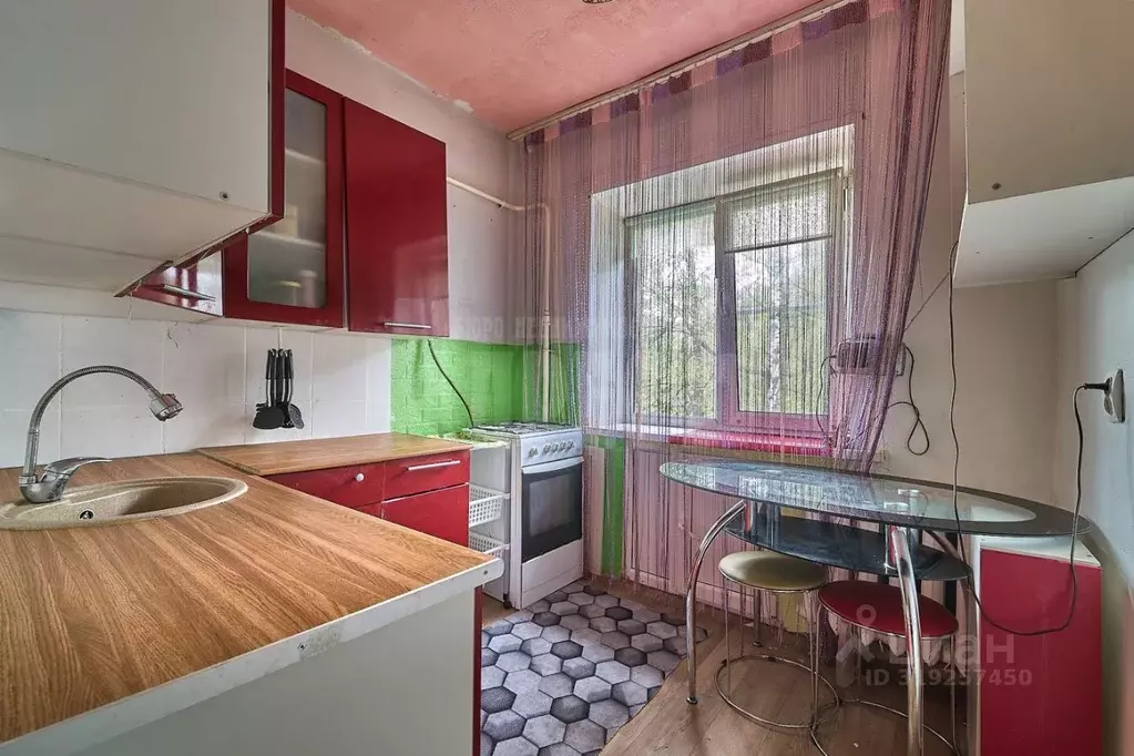 2-к кв. Калужская область, Малоярославец ул. Кирова, 6 (42.4 м) - Фото 0