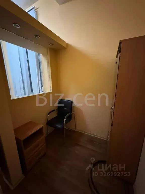 Офис в Санкт-Петербург Лиговский просп., 274 (17 м) - Фото 0