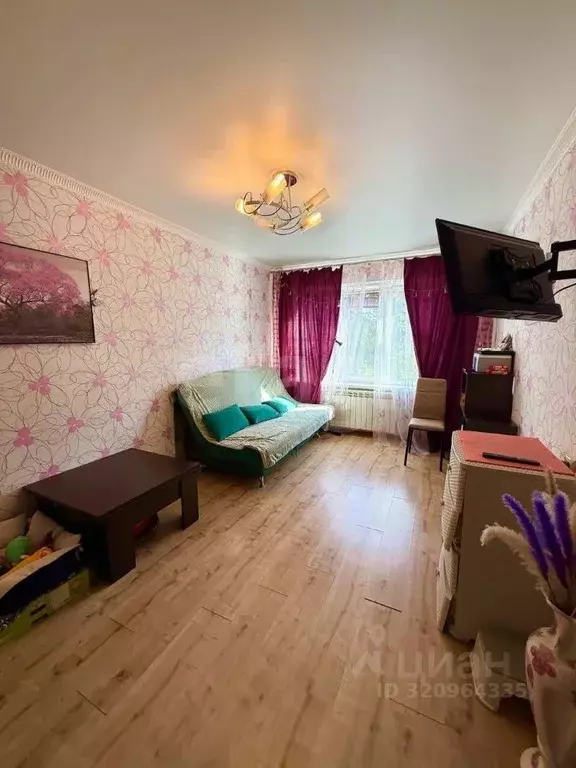 3-к кв. Белгородская область, Губкин ул. Раевского, 12А (62.2 м) - Фото 1