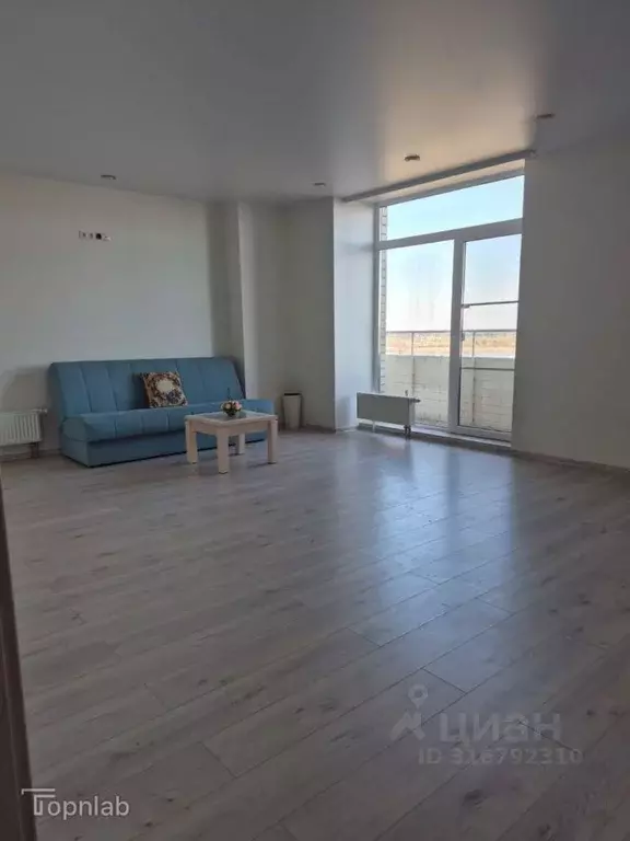 3-к кв. Волгоградская область, Волгоград ул. Лавочкина, 7 (97.0 м) - Фото 2