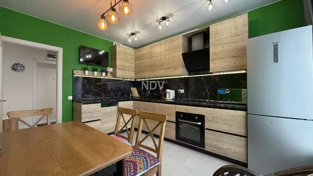 Продается 2-комнатная квартира - Фото 1