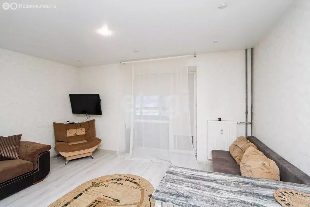 Квартира-студия: Тюмень, Комбинатская улица, 54к2 (33.3 м) - Фото 1