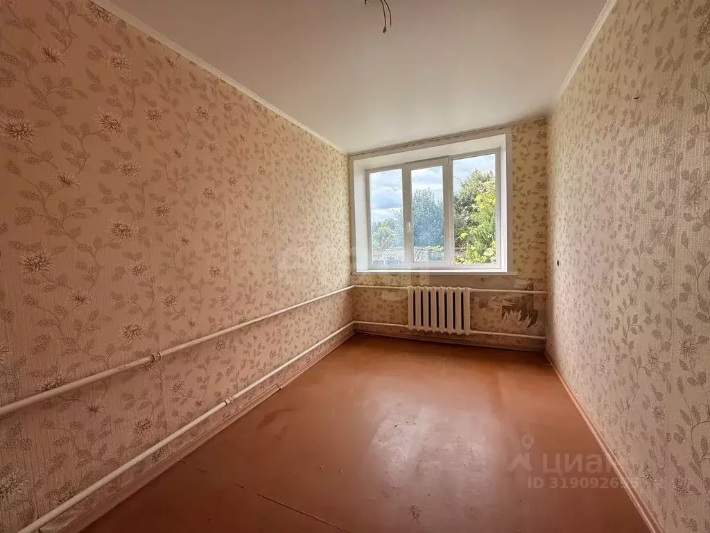 2-к кв. Смоленская область, Монастырщина пгт ул. Революционная, 17 ... - Фото 1