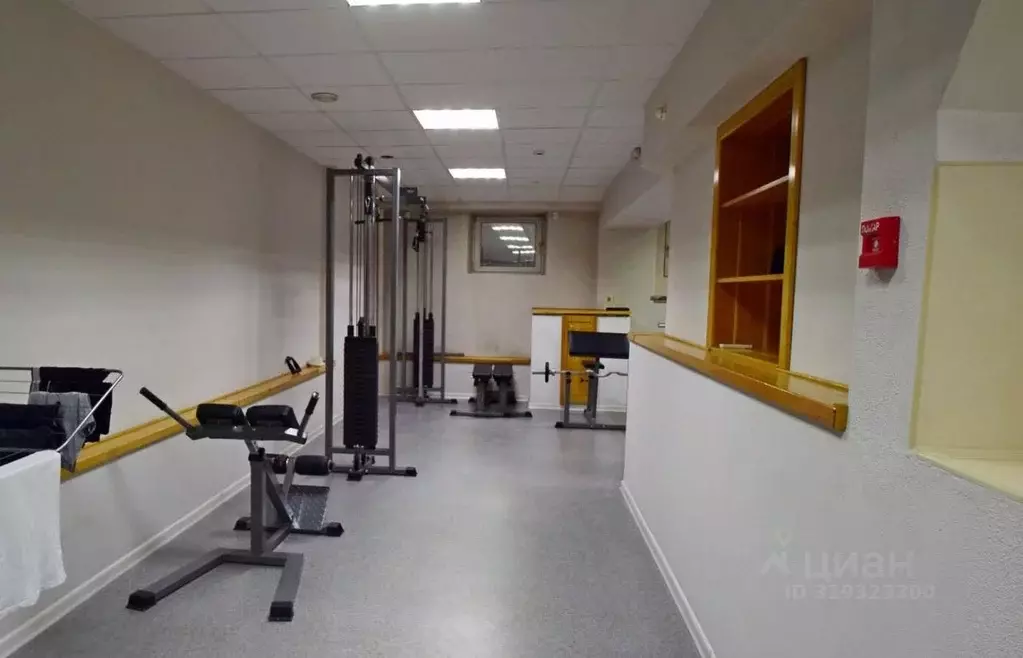 Помещение свободного назначения в Красноярский край, Красноярск ул. ... - Фото 0