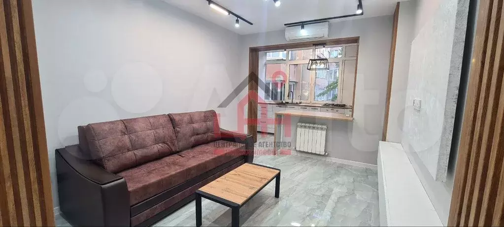 2-к. квартира, 54 м, 5/5 эт. - Фото 0