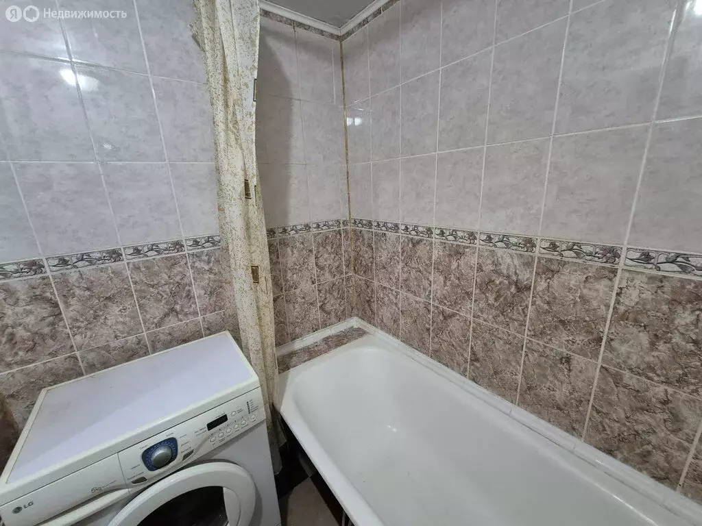 1-комнатная квартира: Лесозаводск, Октябрьская улица, 143 (32.9 м) - Фото 1