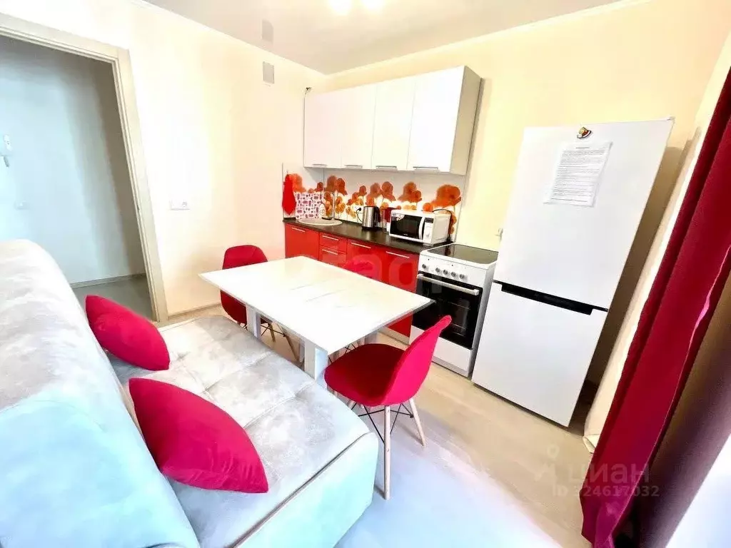 1-к кв. Тюменская область, Тюмень проезд Тихий, 4 (34.0 м) - Фото 1