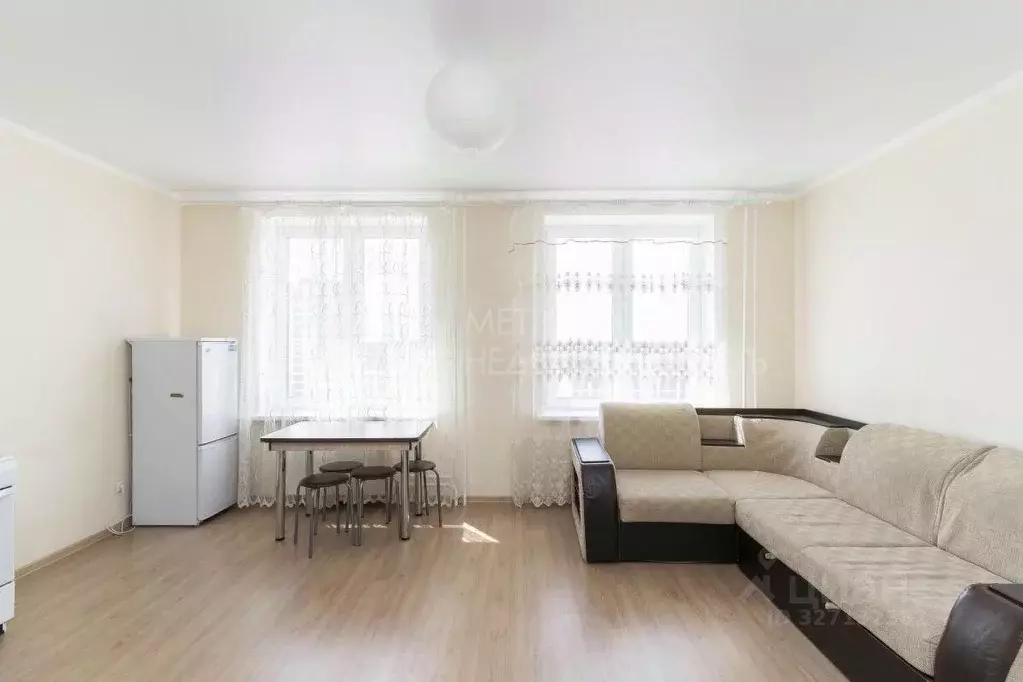 1-к кв. Тюменская область, Тюмень ул. Линейная, 23 (49.0 м) - Фото 1