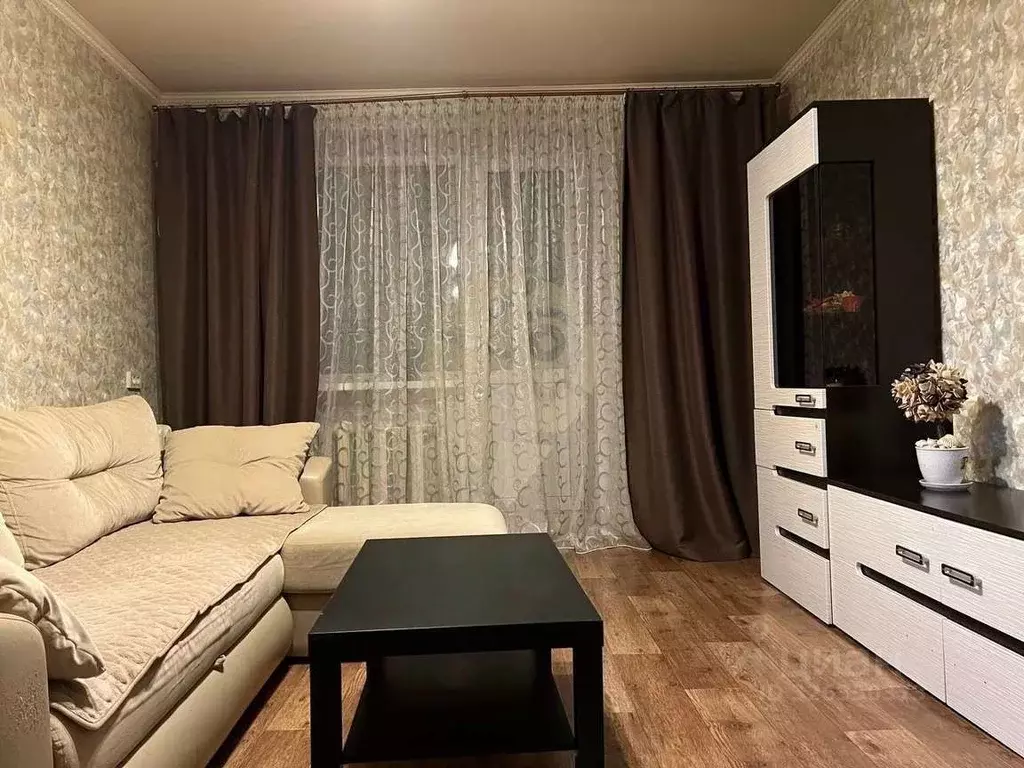 2-к кв. Белгородская область, Старый Оскол пер. Урицкого, 4 (50.0 м) - Фото 2