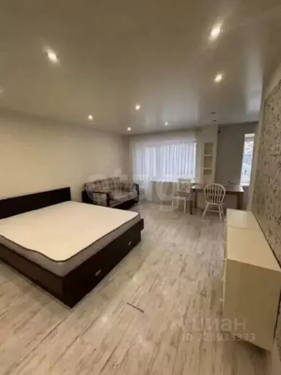 Студия Пермский край, Пермь Сибирская ул., 75 (30.0 м) - Фото 1