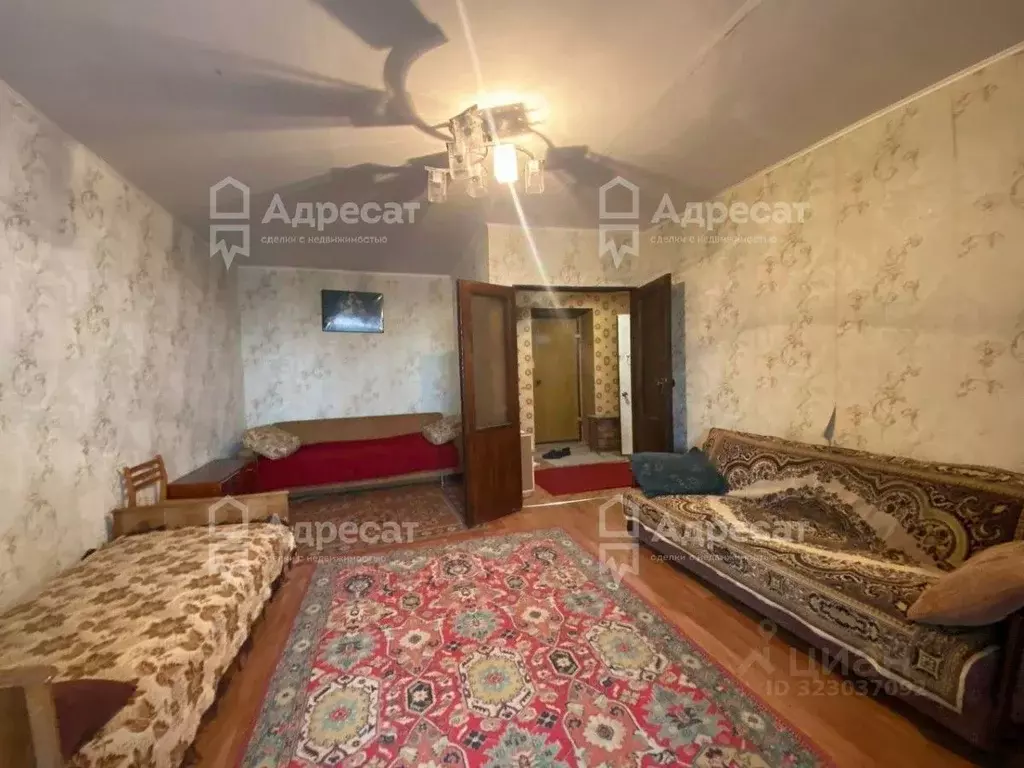 1-к кв. Волгоградская область, Волжский просп. Имени Ленина, 134 (56.0 ... - Фото 1