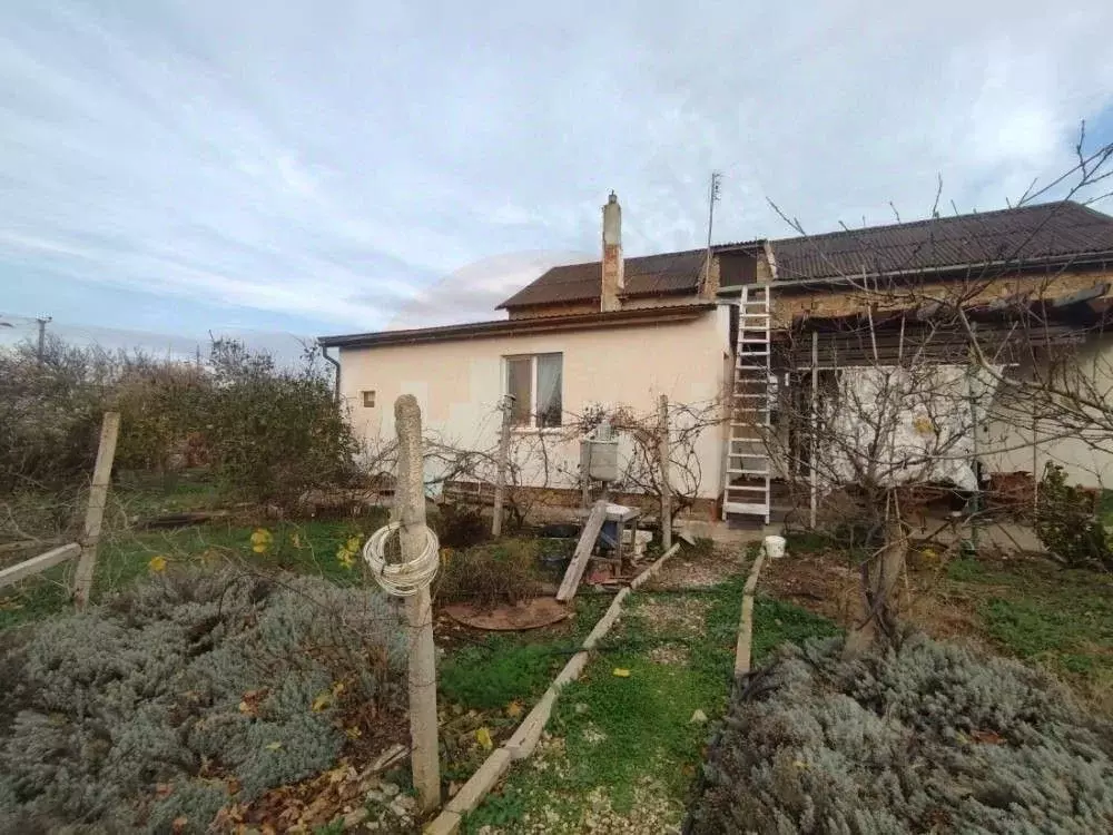 Дом в Крым, Сакский район, с. Орехово, Овощевод СНТ ул. Западная (107 ... - Фото 1